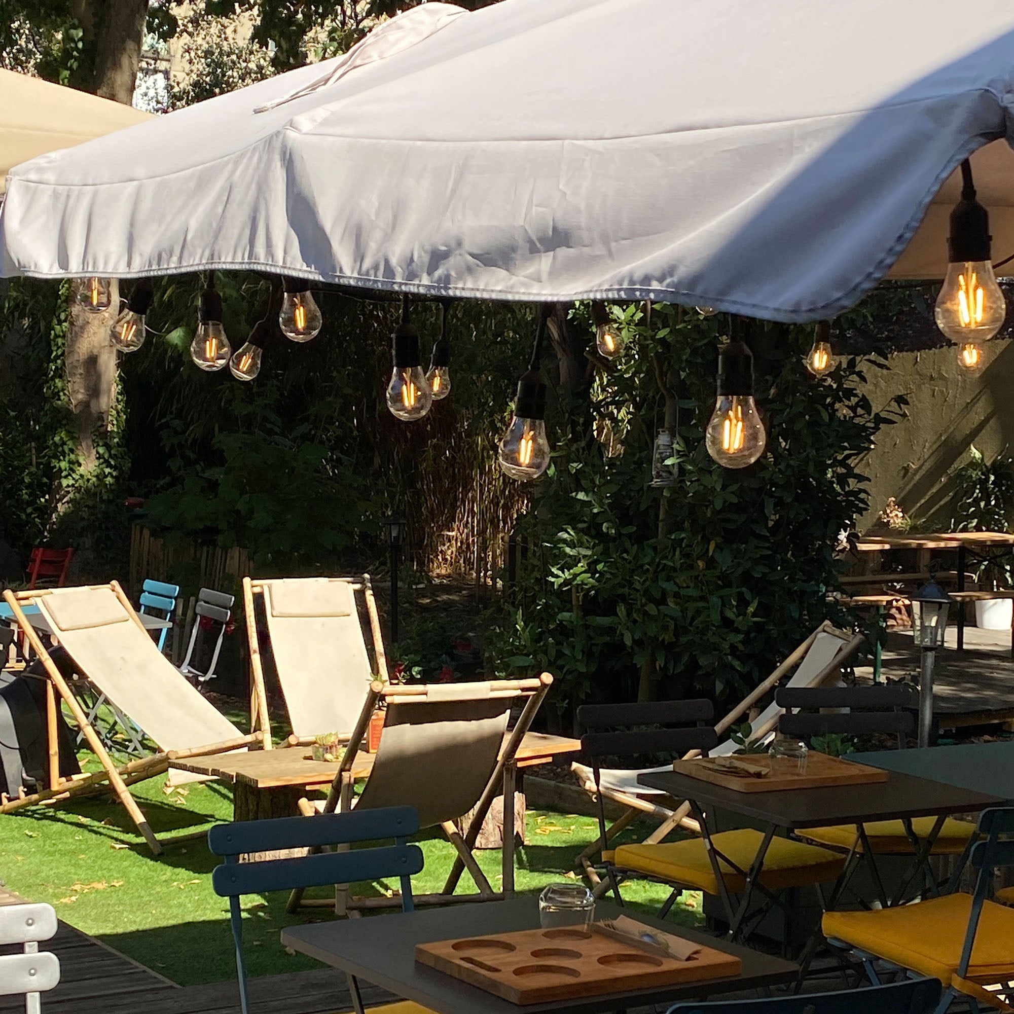 Guirlande guinguette Java